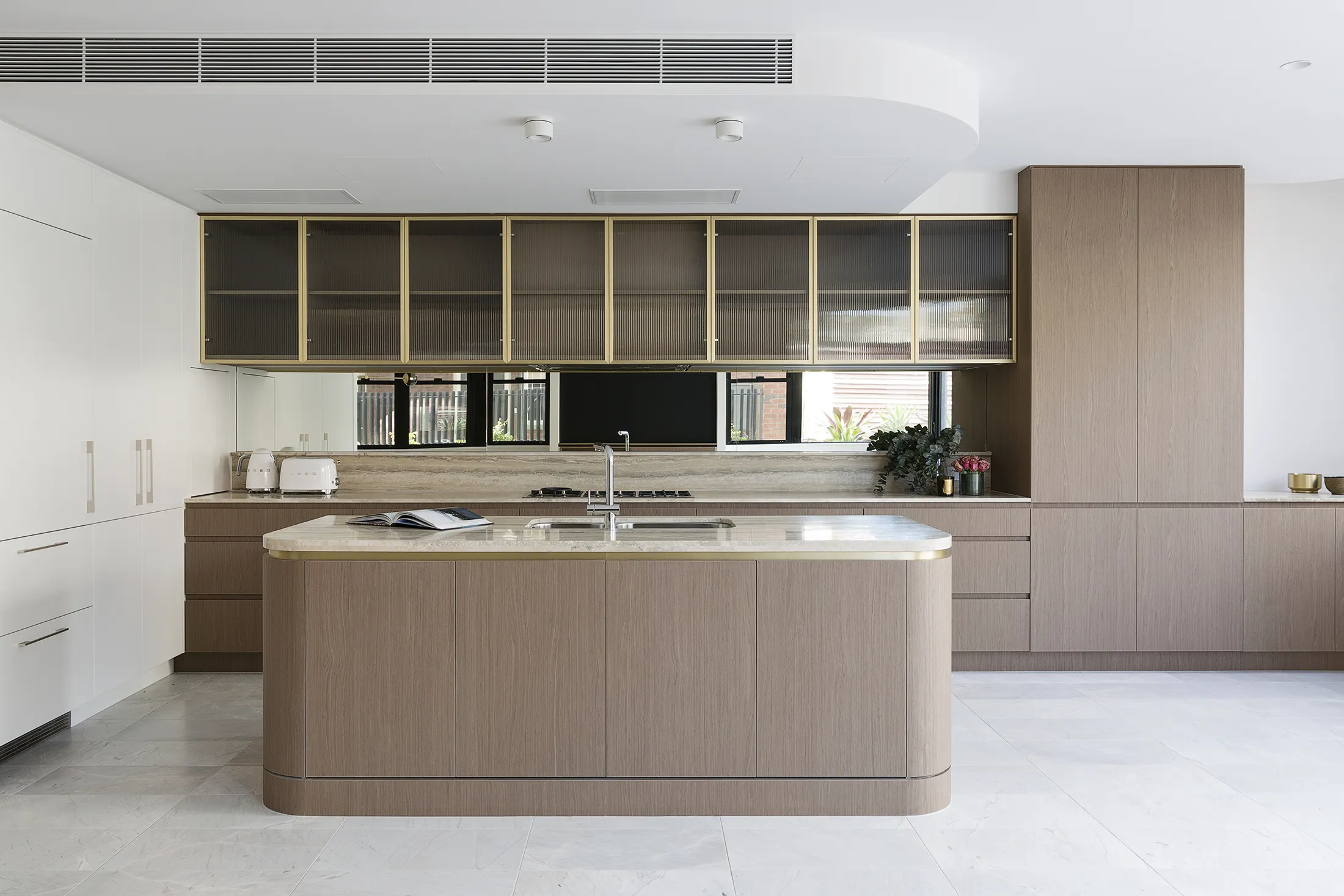 One McMahons Point team